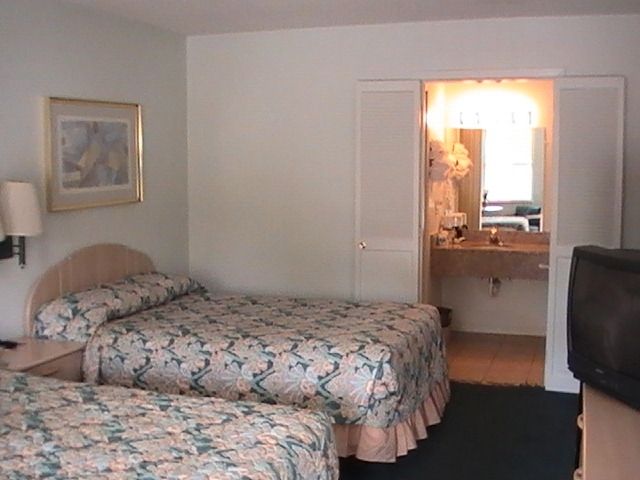 Travel Inn Delaware Room photo